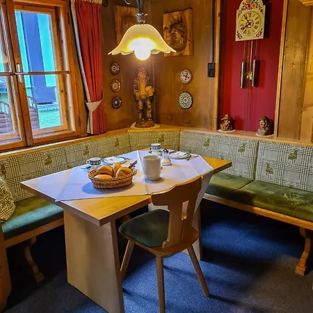 Haus Daheim Bed and breakfast