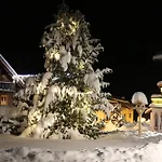 Haus Daheim Bed & Breakfast 3*