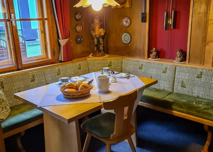 Haus Daheim فندق مبيت وإفطار