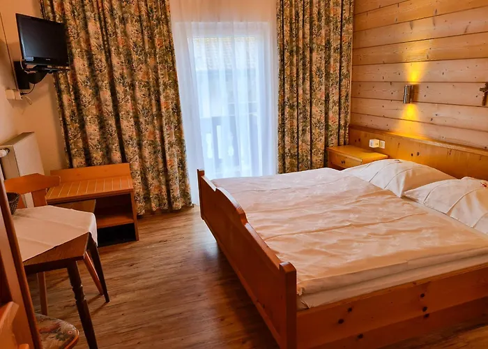 Haus Daheim فندق مبيت وإفطار بيروانغ