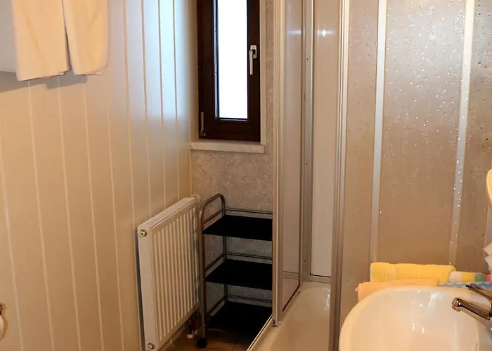 Haus Daheim 3* بيروانغ